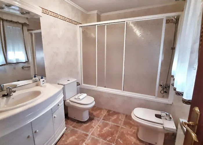 Ferienhaus H130 Adosada Con Jardin Y Txoko By Egona