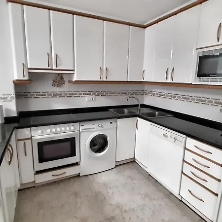 H130 Adosada Con Jardin Y Txoko By Egona